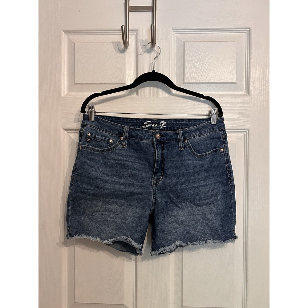 Seven 7 premium quality‎ brand womens 12 blue jeans denim Weekend shorts - Picture 2 of 5